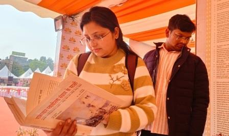 Visitors Seek Tourism Information at JKK Exhibition